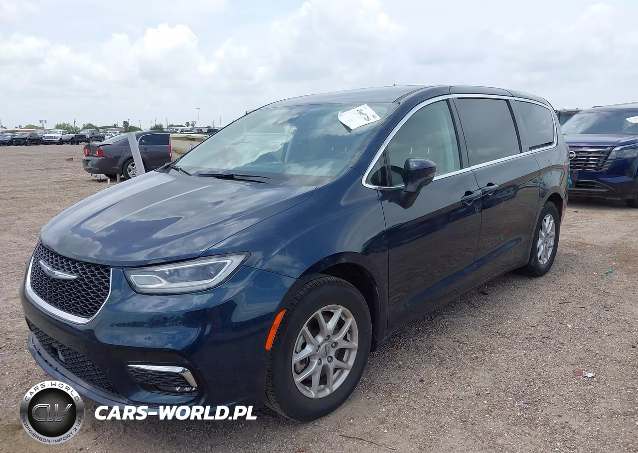 2023 Chrysler Pacifica Touring L VIN:2C4RC1BG2PR627989 - 2