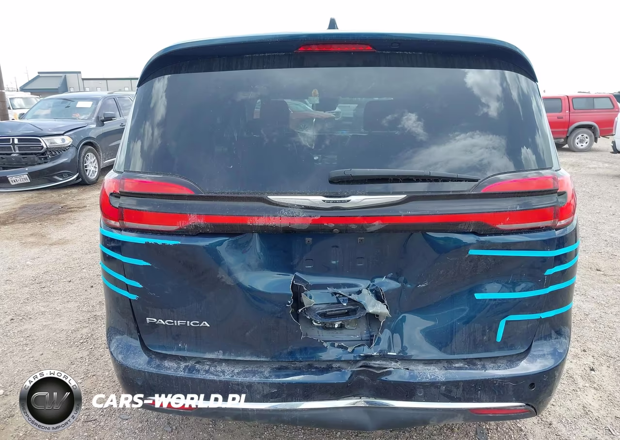 2023 Chrysler Pacifica Touring L VIN:2C4RC1BG2PR627989 - 6