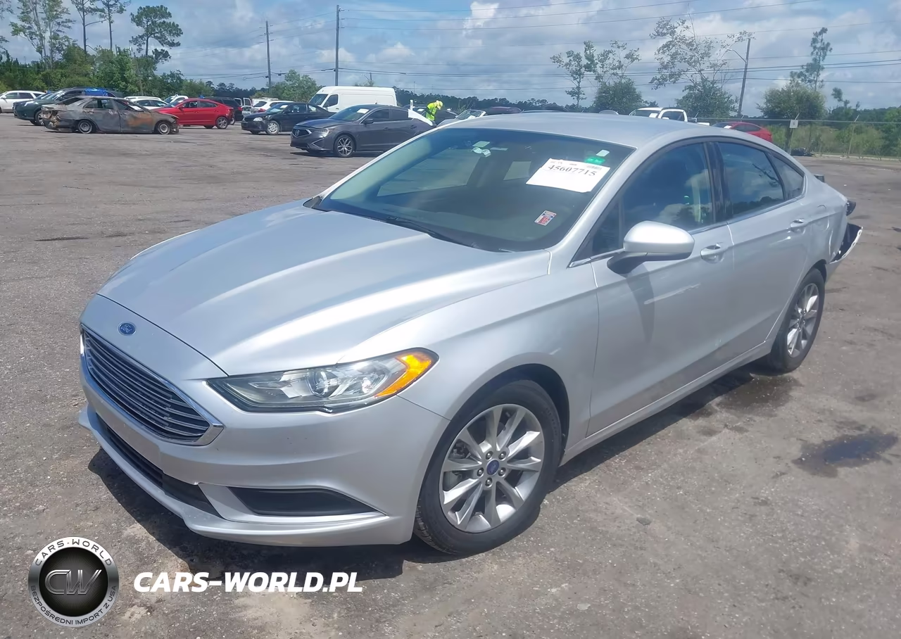 2017 Ford Fusion Se VIN:3FA6P0H75HR392837 - 2