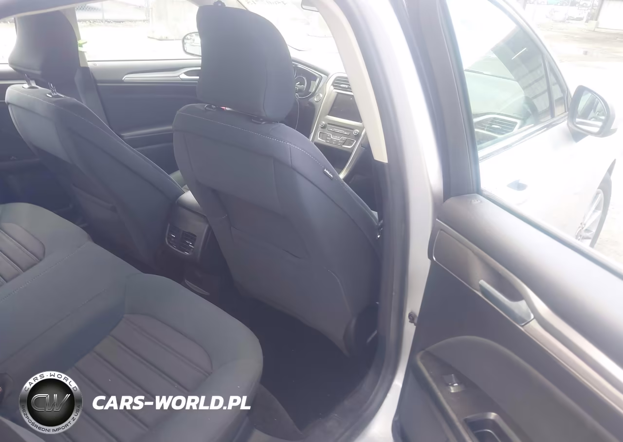 2017 Ford Fusion Se VIN:3FA6P0H75HR392837 - 8