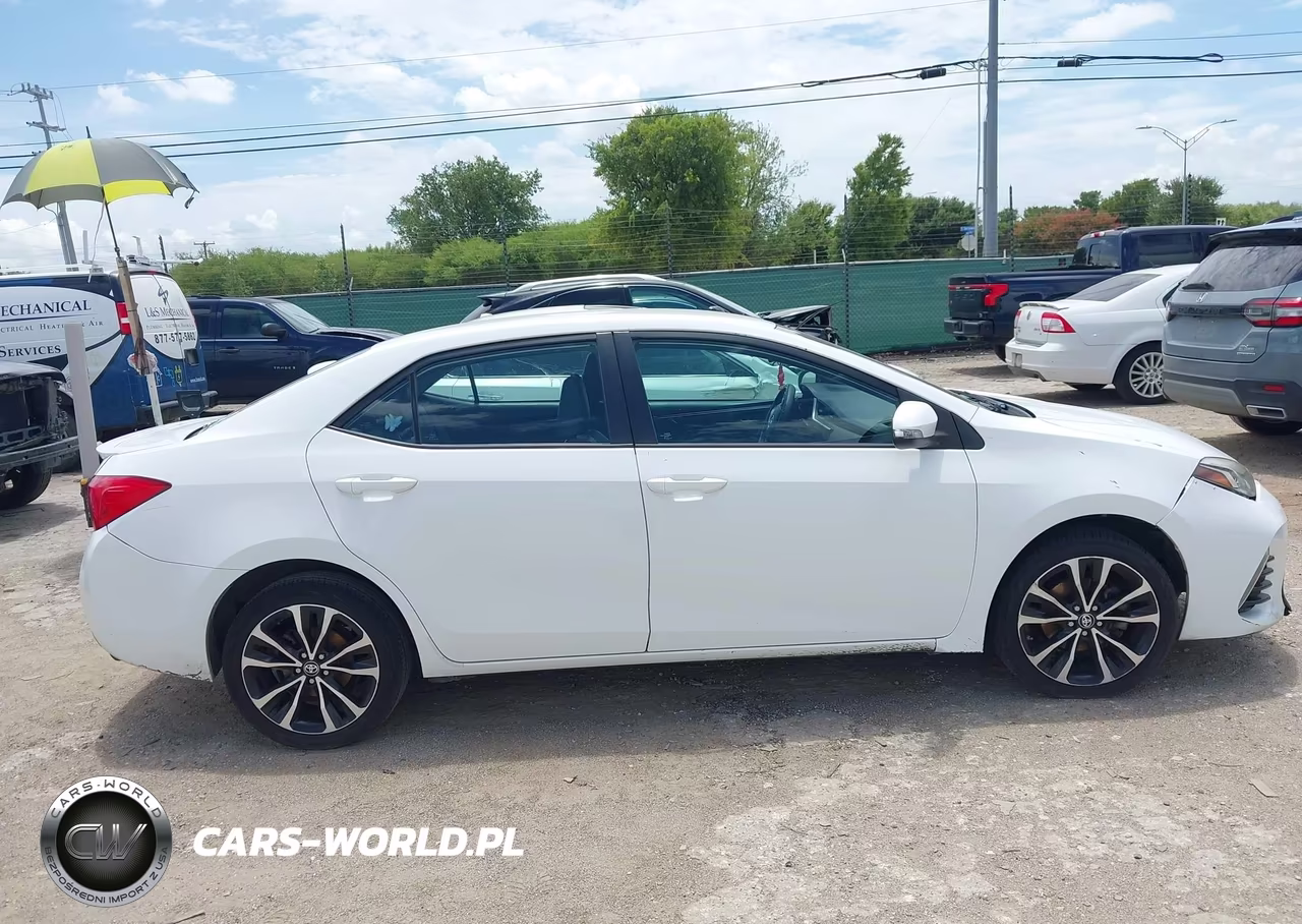 2017 Toyota Corolla Se VIN:5YFBURHE2HP672063 - 13