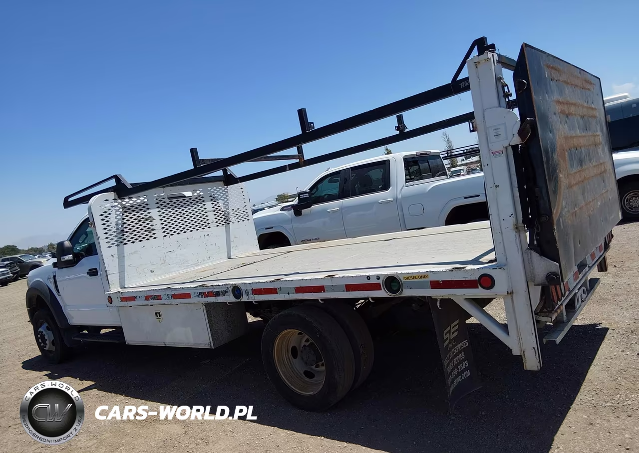 2020 Ford F-550 Chassis Xl-Xlt VIN:1FDUF5GT7LEC42042 - 14