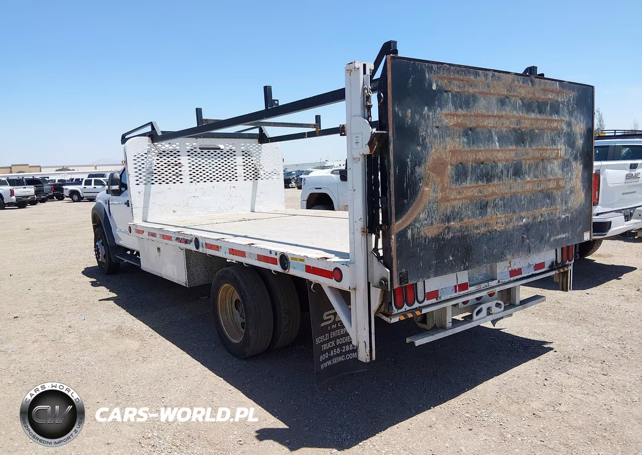 2020 Ford F-550 Chassis Xl-Xlt VIN:1FDUF5GT7LEC42042 - 3