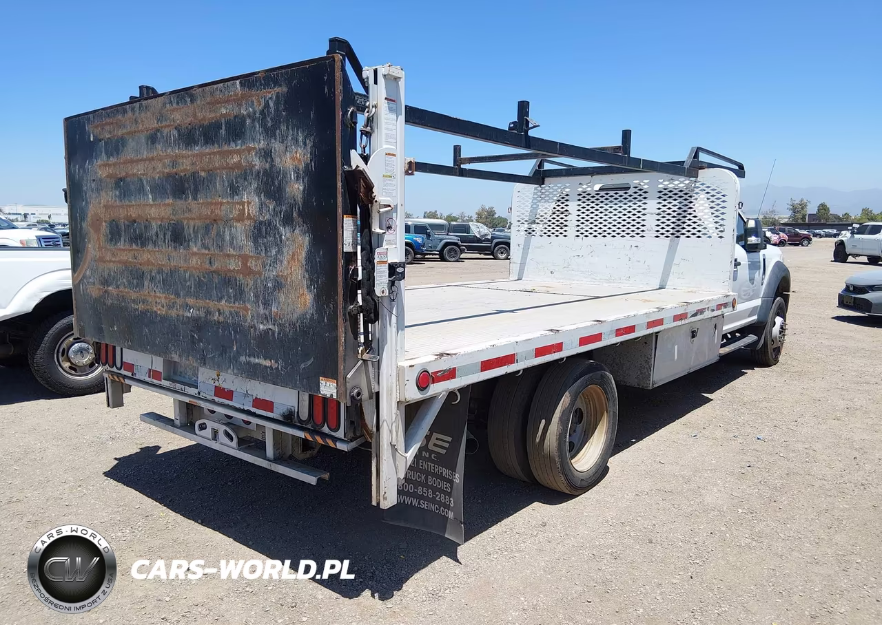 2020 Ford F-550 Chassis Xl-Xlt VIN:1FDUF5GT7LEC42042 - 4