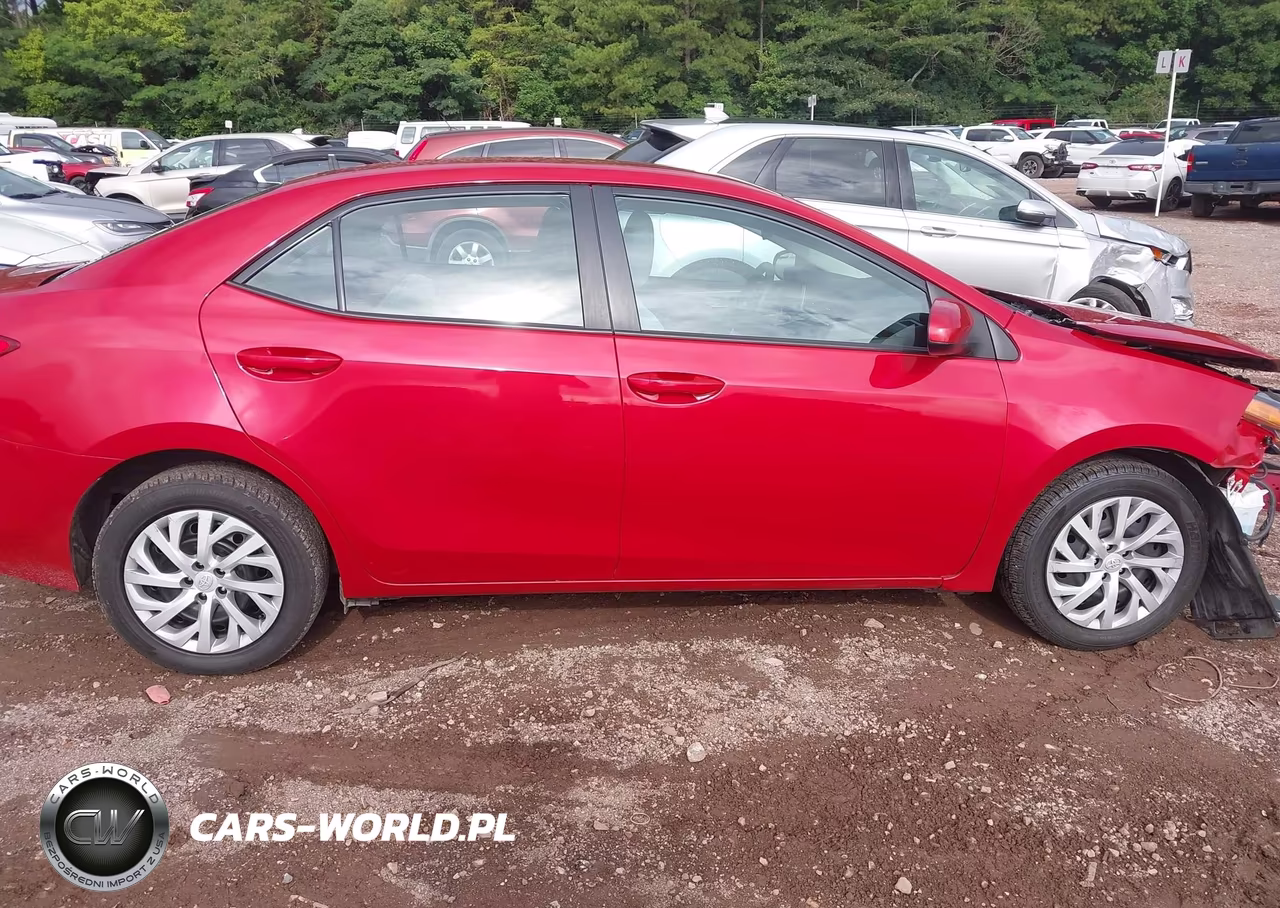 2017 Toyota Corolla Le VIN:2T1BURHE8HC866967 - 13