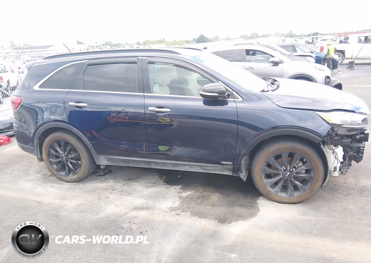 2020 Kia Sorento 3.3L S VIN:5XYPGDA59LG667465 - 14