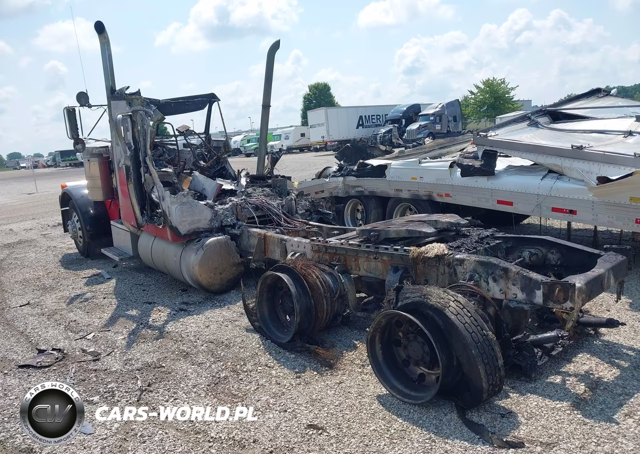 2000 Peterbilt 379 VIN:1XP5DB9X3YD526440 - 3