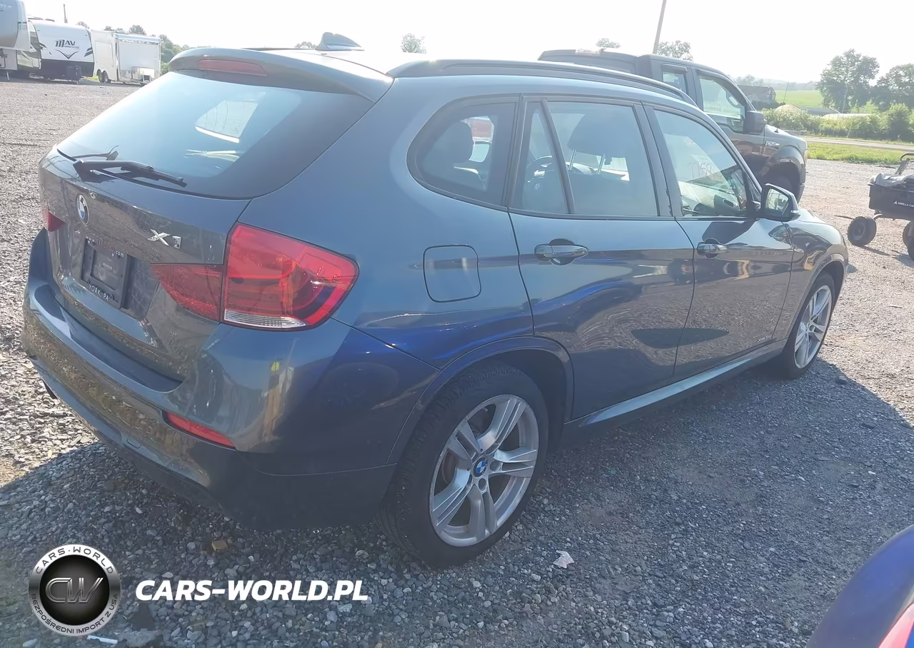 2015 BMW X1 xDrive35I VIN:WBAVM5C54FVV94339 - 4