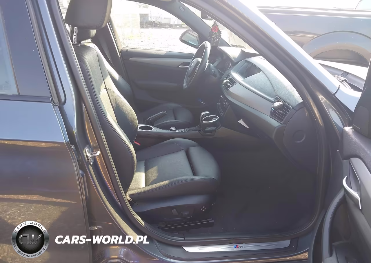 2015 BMW X1 xDrive35I VIN:WBAVM5C54FVV94339 - 5