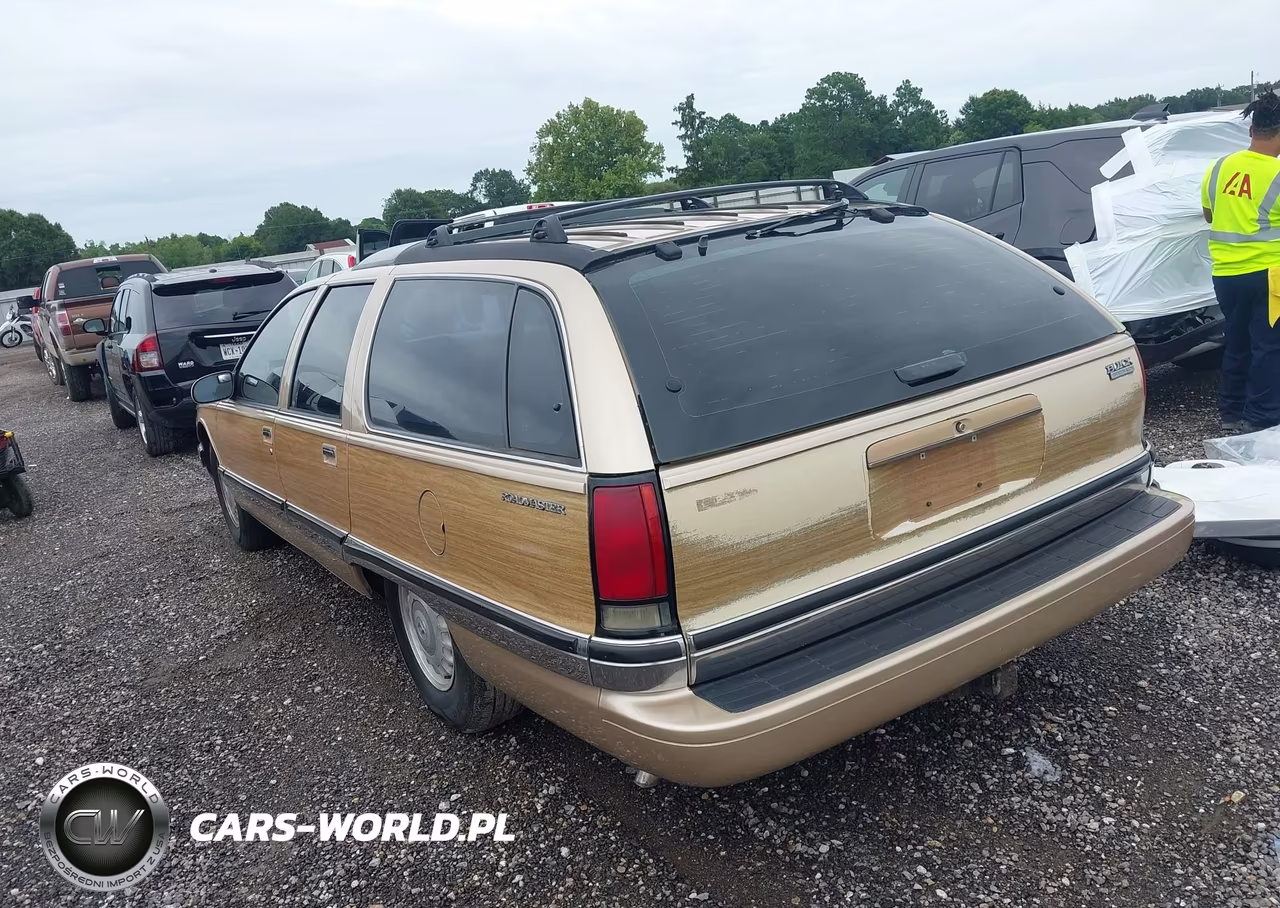 1996 Buick Roadmaster Limited VIN:1G4BR82P2TR416134 - 3