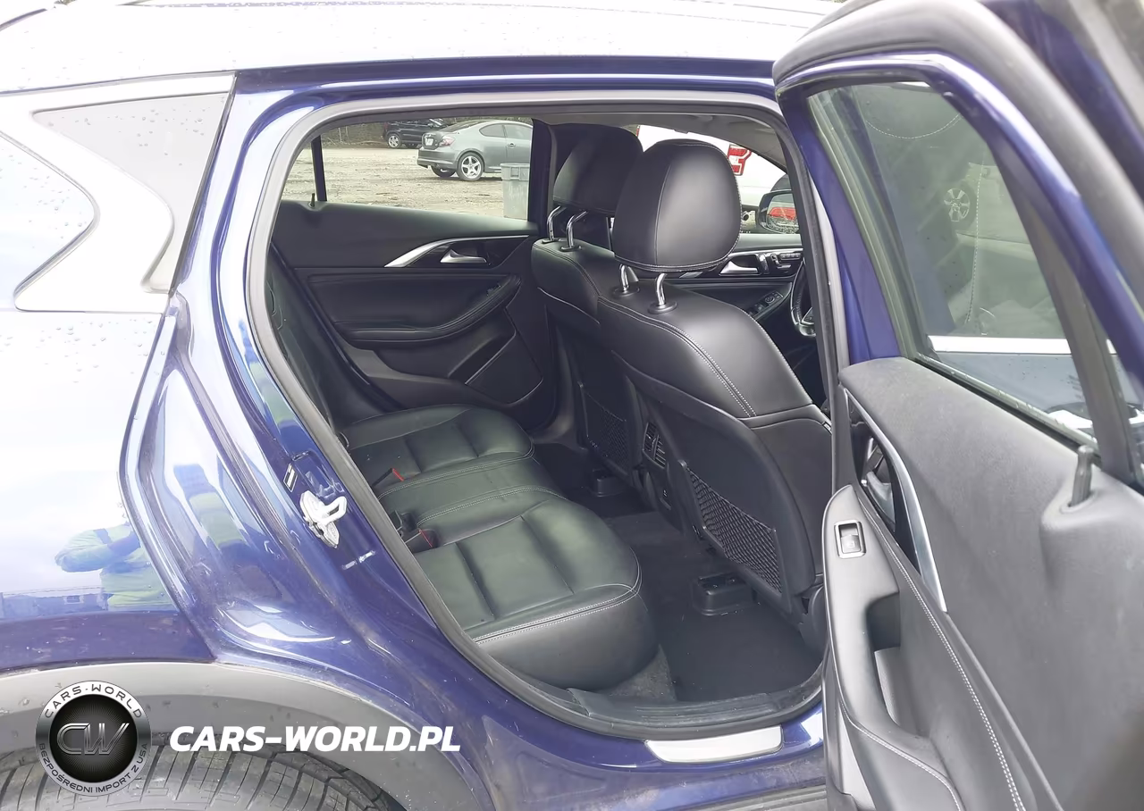 2017 Infiniti Qx30 Premium VIN:SJKCH5CR6HA020785 - 8