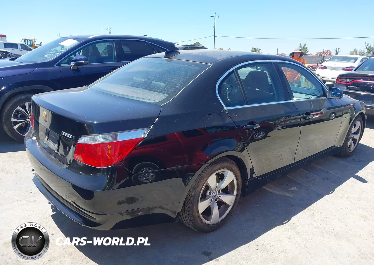 2007 BMW 525I VIN:WBANE53567CW67995 - 4