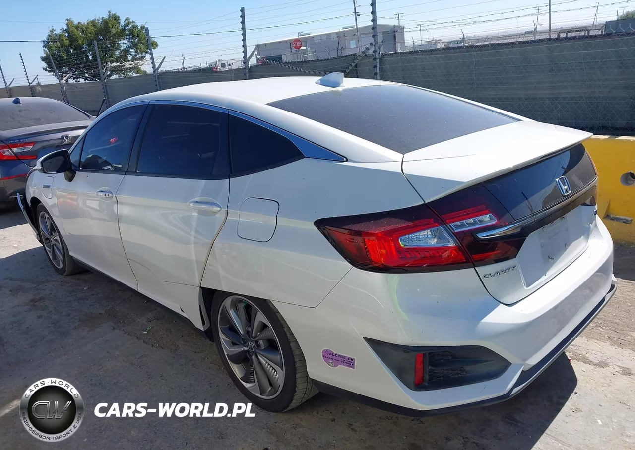 2018 Honda Clarity Plug-In Hybrid VIN:JHMZC5F15JC023896 - 3