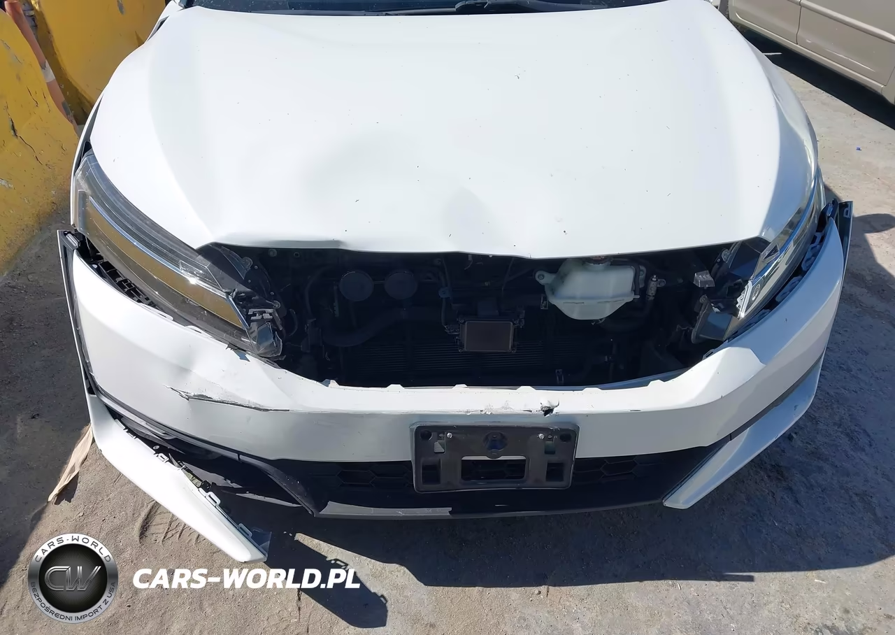 2018 Honda Clarity Plug-In Hybrid VIN:JHMZC5F15JC023896 - 6