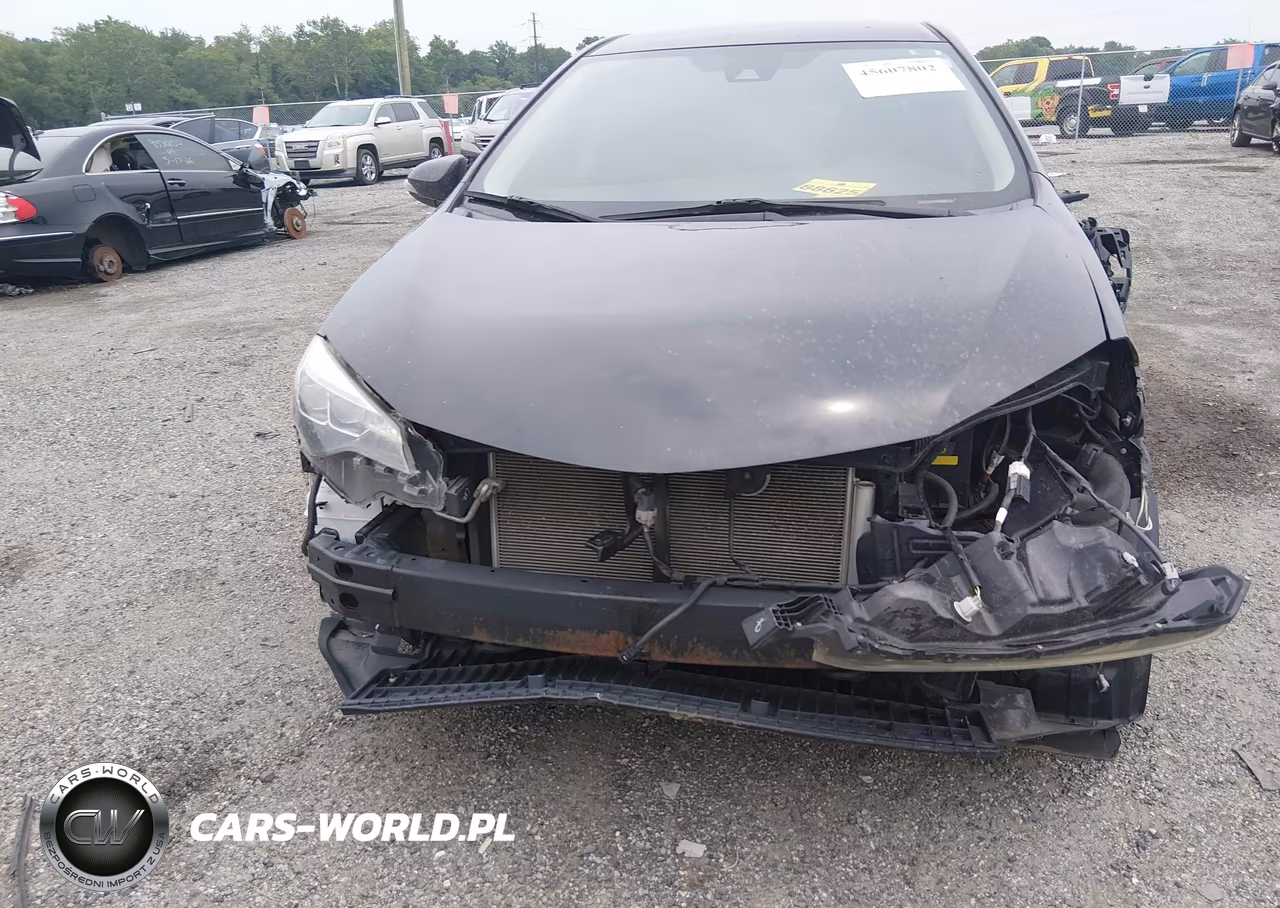 2018 Toyota Corolla Se VIN:2T1BURHE1JC016104 - 12