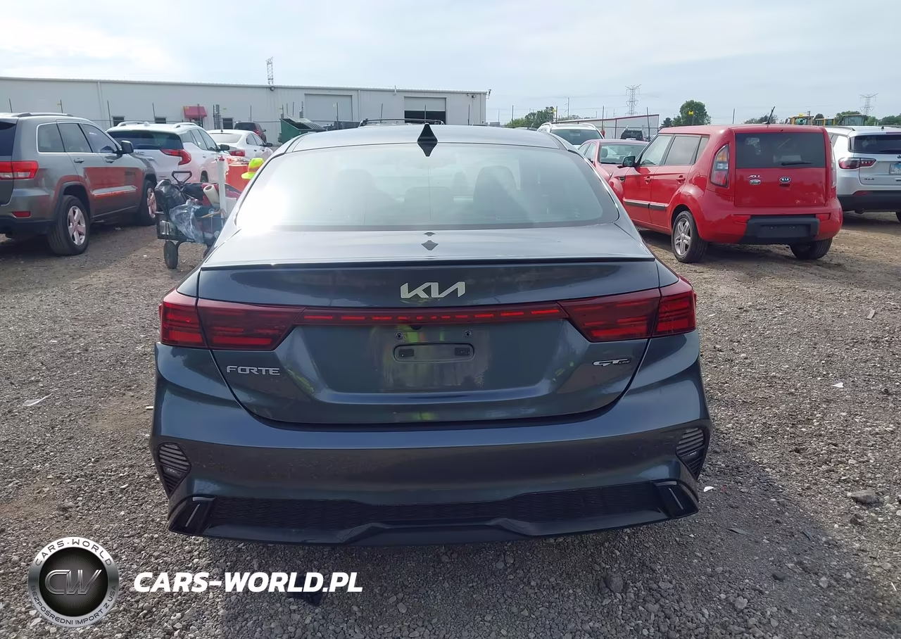 2023 Kia Forte Gt-Line VIN:3KPF54AD0PE631546 - 16