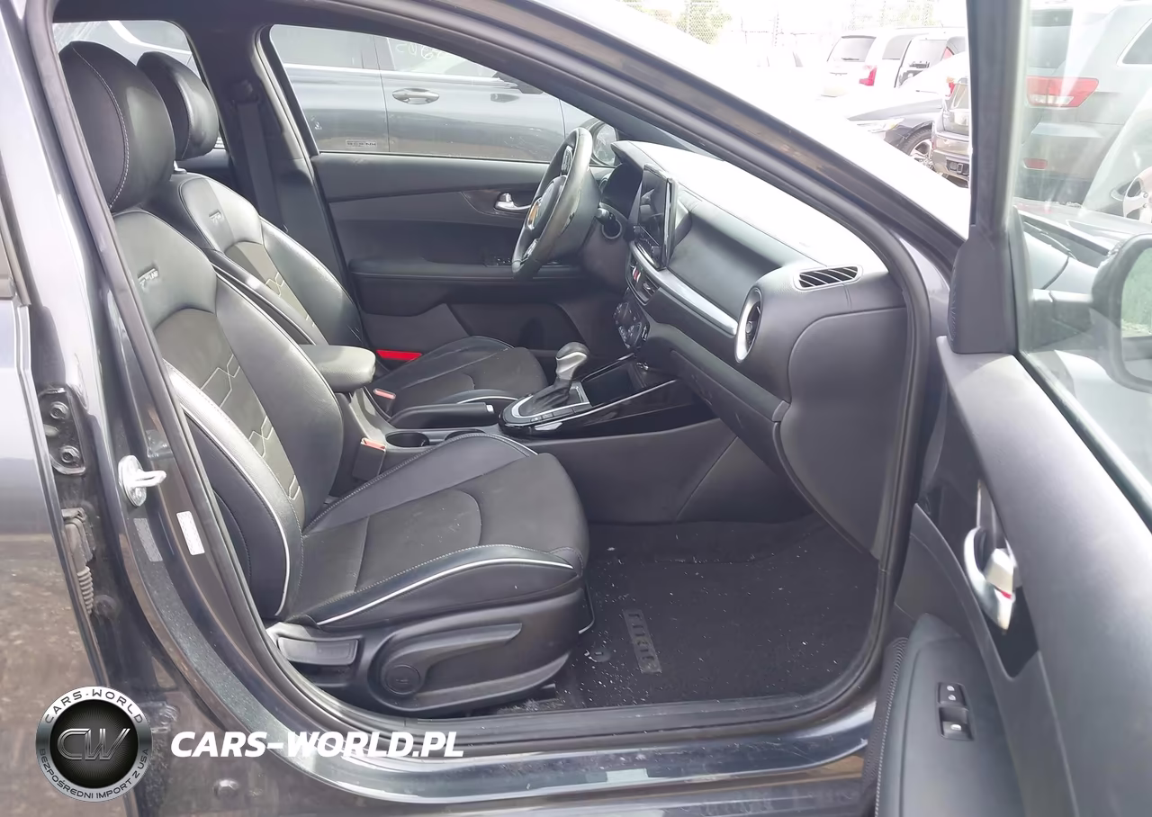 2023 Kia Forte Gt-Line VIN:3KPF54AD0PE631546 - 5