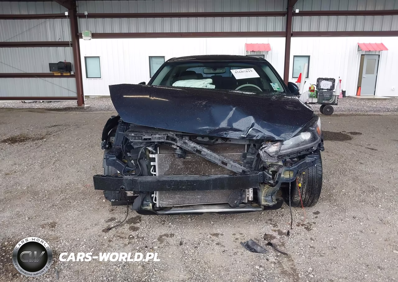 2018 Kia Cadenza Premium VIN:KNALC4J11J5119356 - 6