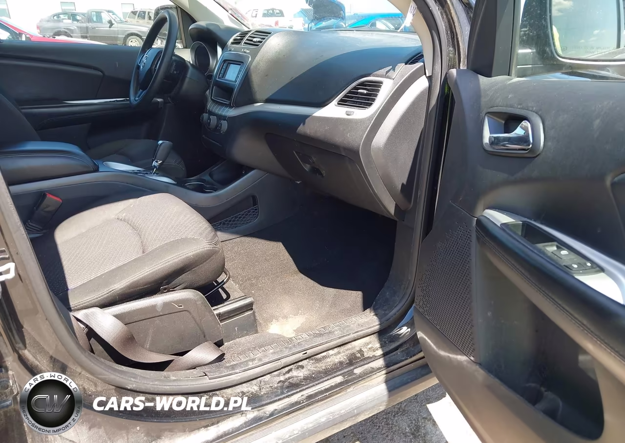 2019 Dodge Journey Se Value Package VIN:3C4PDCAB9KT803920 - 5