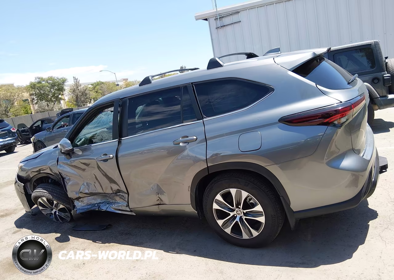 2026 Toyota Highlander Hybrid Xle VIN:5TDKBRCH4TS703109 - 14