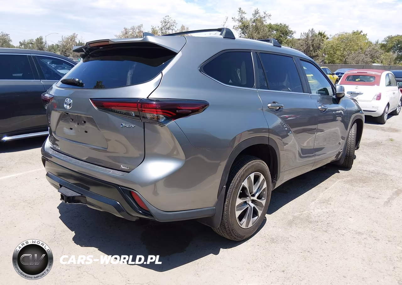 2026 Toyota Highlander Hybrid Xle VIN:5TDKBRCH4TS703109 - 4