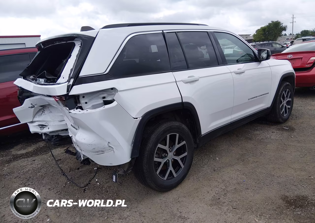 2024 Jeep Grand Cherokee Limited 4X4 VIN:1C4RJHBG1RC108944 - 4