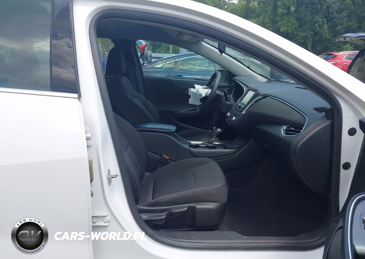2018 Chevrolet Malibu Lt VIN:1G1ZD5ST3JF168271 - 5