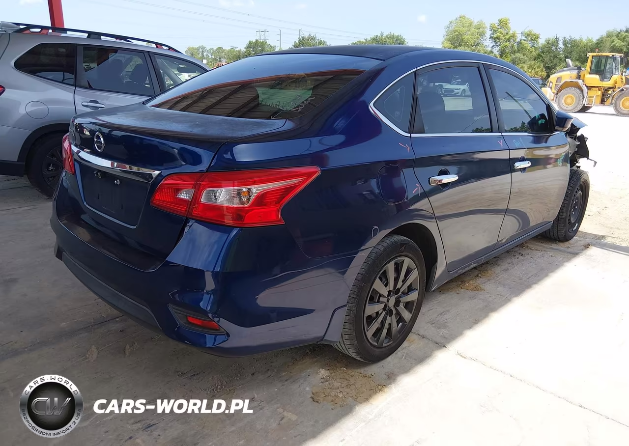 2016 Nissan Sentra S VIN:3N1AB7AP8GY334010 - 4