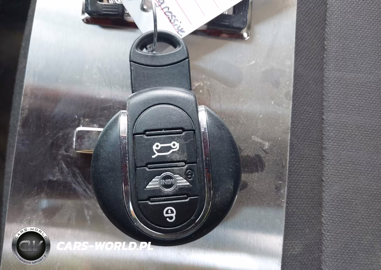 2017 Mini Clubman Cooper VIN:WMWLN5C39H2E33897 - 11