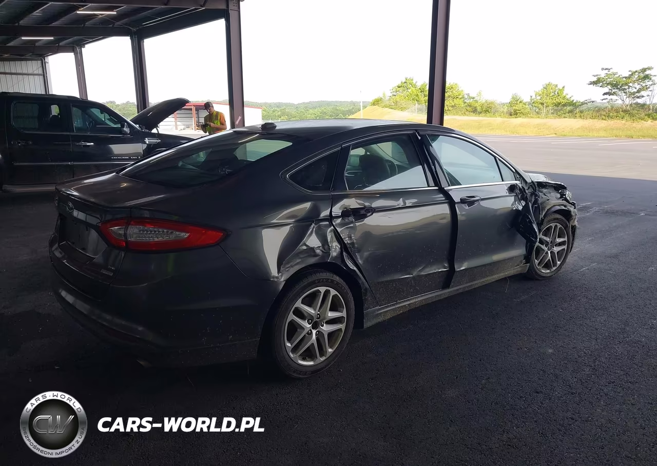2015 Ford Fusion Se VIN:3FA6P0HD7FR161814 - 4