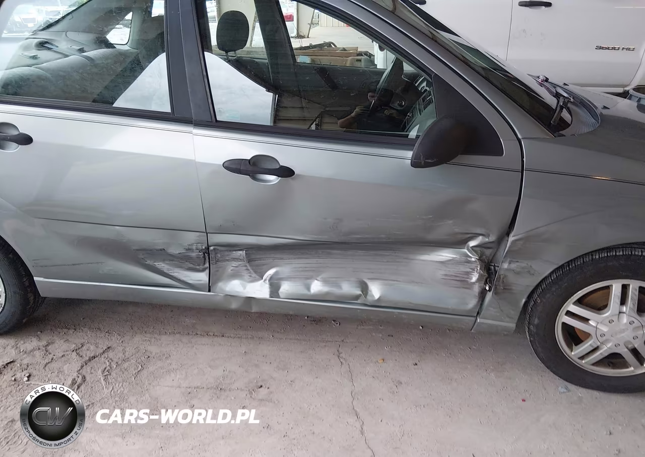 2005 Ford Focus Zx4 VIN:1FAFP34N95W315984 - 6