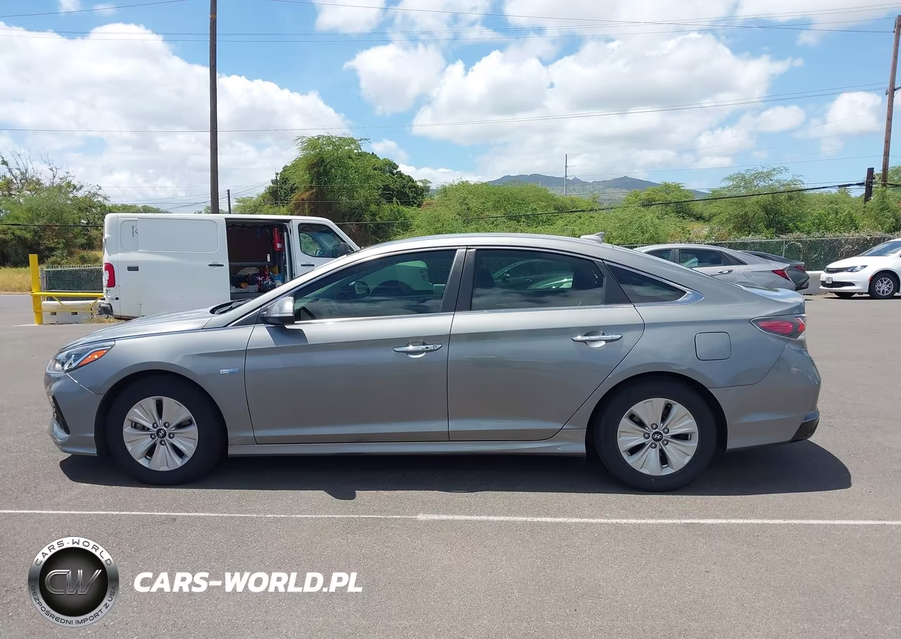 2018 Hyundai Sonata Hybrid Se VIN:KMHE24L30JA086849 - 15