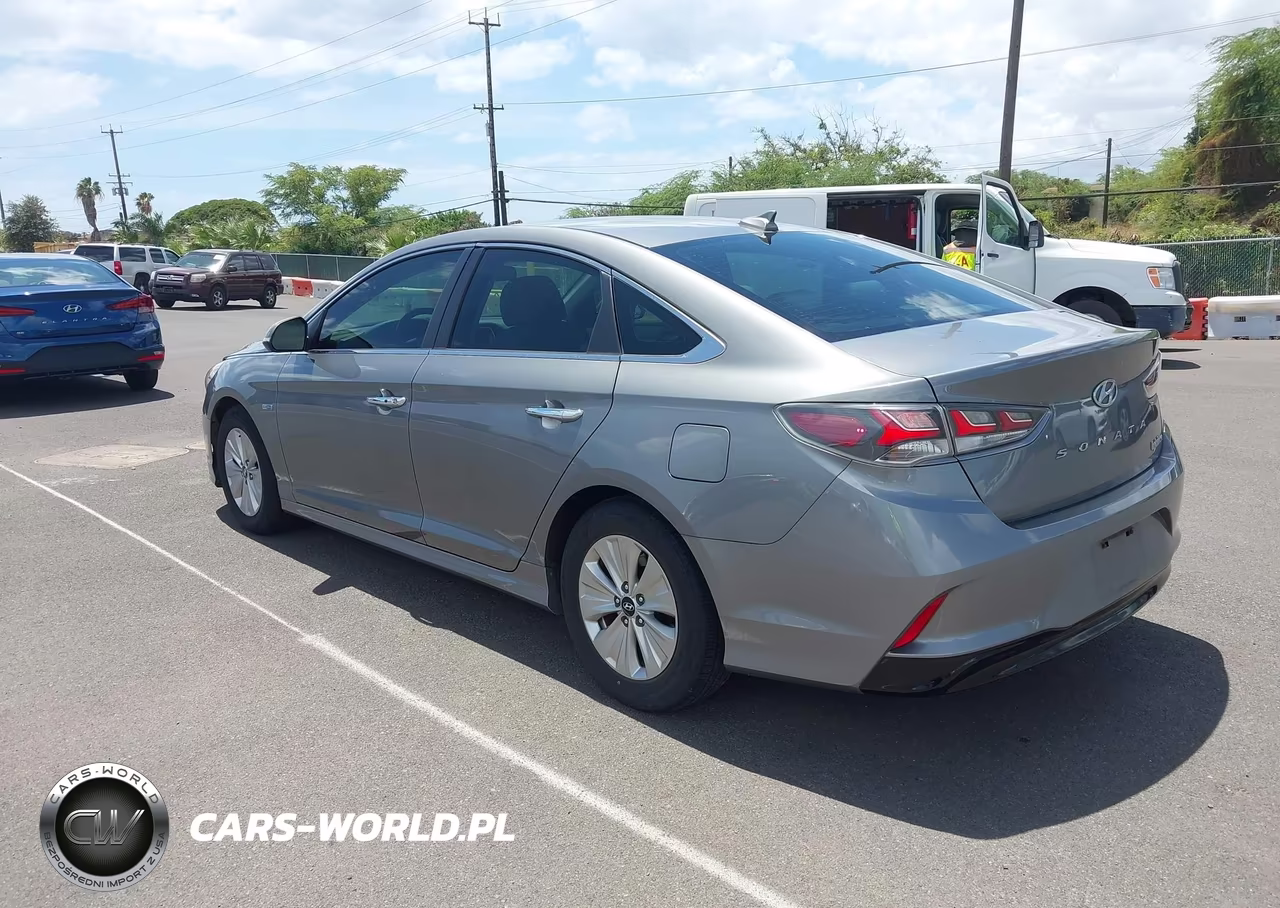 2018 Hyundai Sonata Hybrid Se VIN:KMHE24L30JA086849 - 3