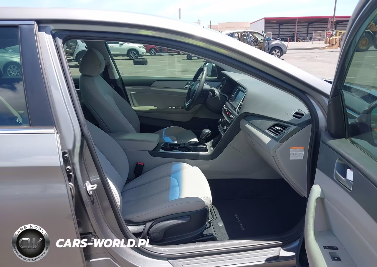 2018 Hyundai Sonata Hybrid Se VIN:KMHE24L30JA086849 - 5