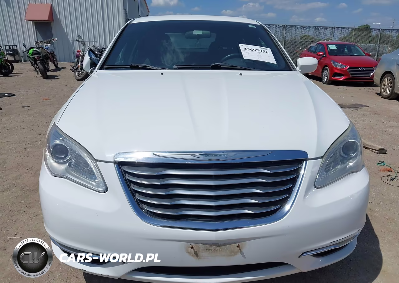 2011 Chrysler 200 Touring VIN:1C3BC1FGXBN553193 - 6