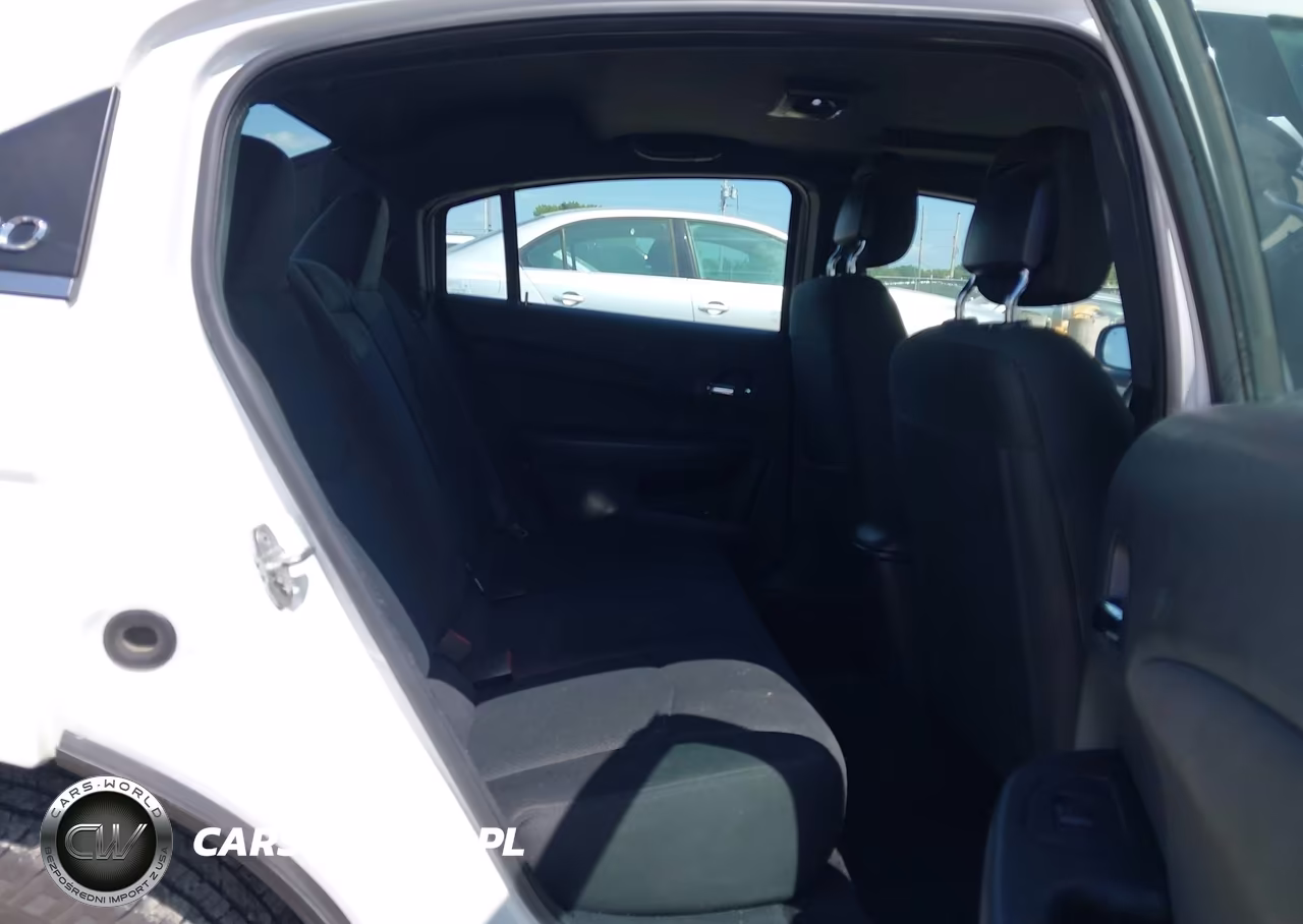 2011 Chrysler 200 Touring VIN:1C3BC1FGXBN553193 - 8