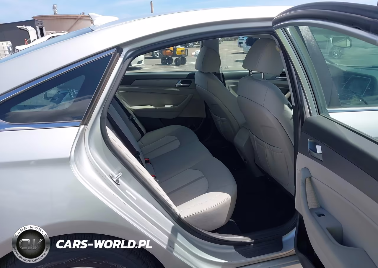 2018 Hyundai Sonata Hybrid Se VIN:KMHE24L3XJA085806 - 8