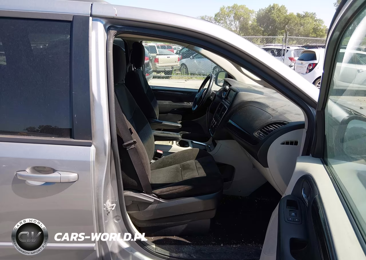 2016 Dodge Grand Caravan Sxt VIN:2C4RDGCG6GR327533 - 5
