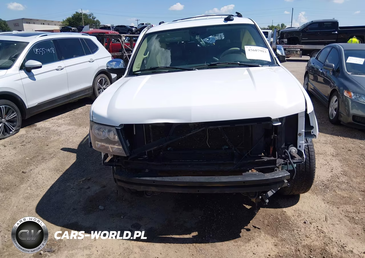 2007 Chevrolet Tahoe Ltz VIN:1GNFK13067J252014 - 11