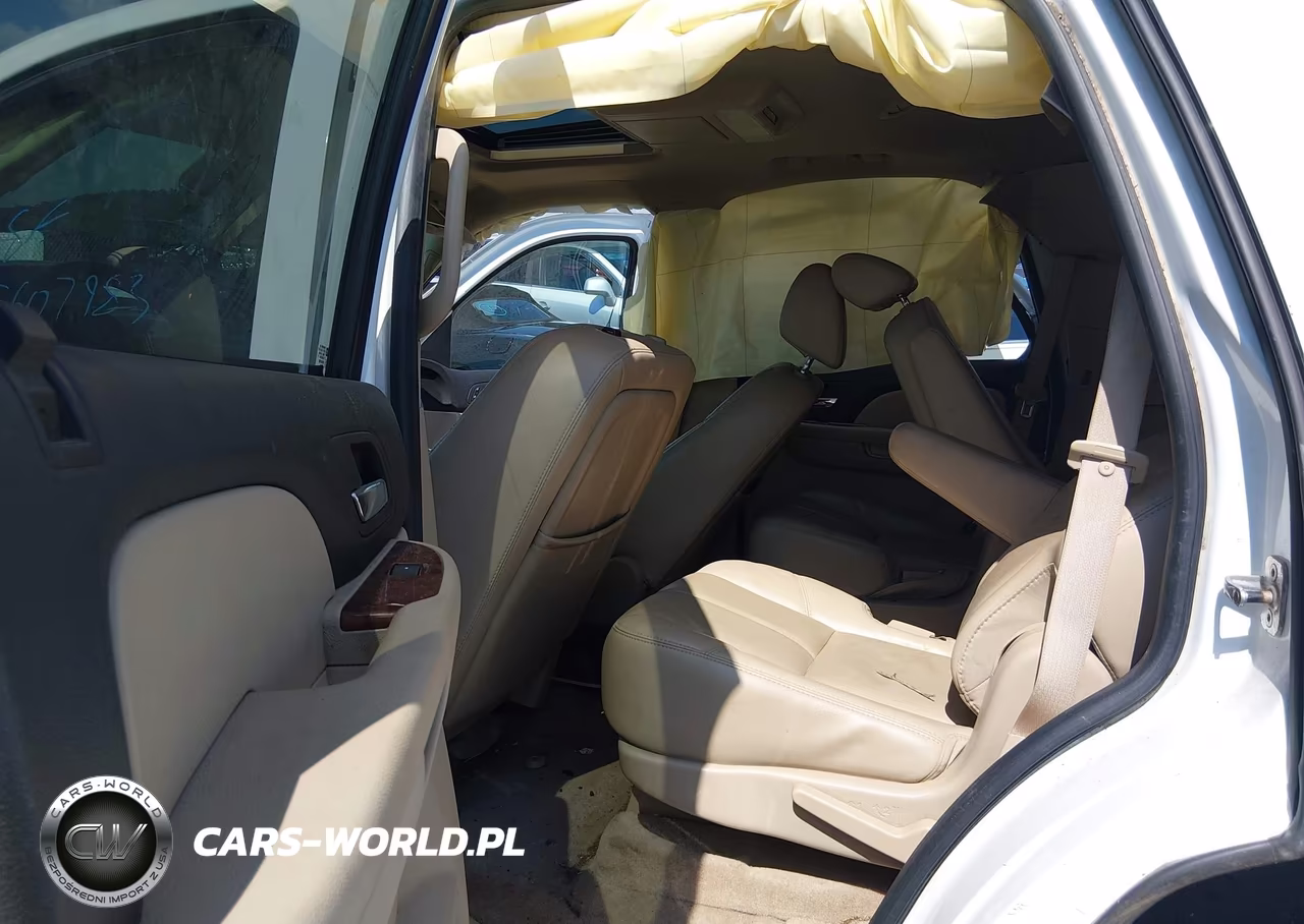 2007 Chevrolet Tahoe Ltz VIN:1GNFK13067J252014 - 8