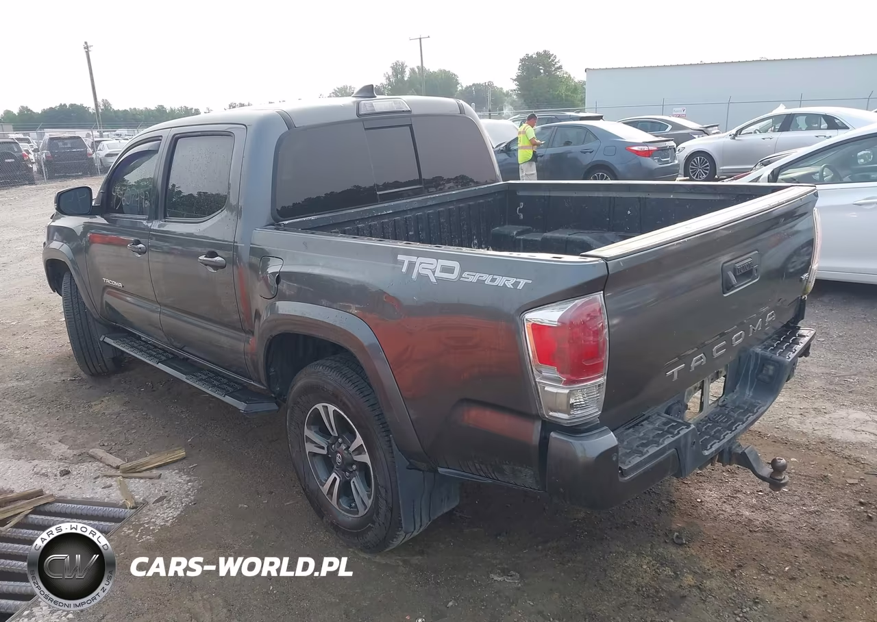 2017 Toyota Tacoma Trd Sport VIN:3TMAZ5CN3HM035400 - 3