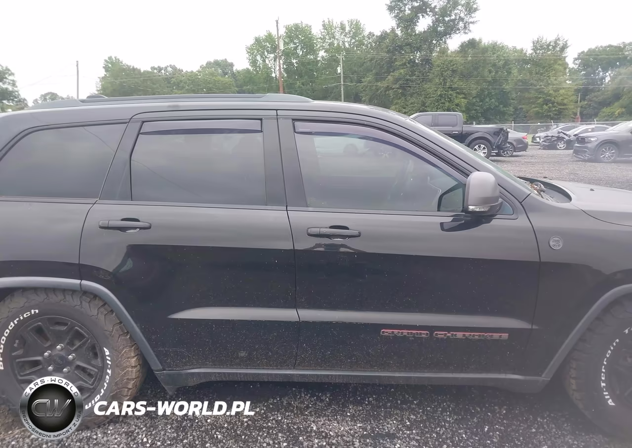 2018 Jeep Grand Cherokee Trailhawk 4X4 VIN:1C4RJFLG1JC326518 - 13