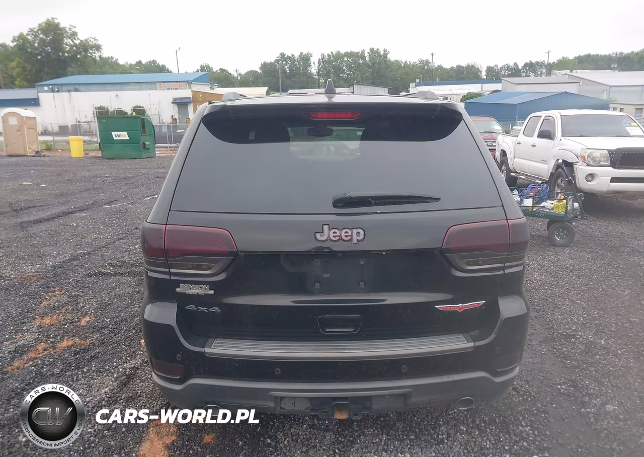 2018 Jeep Grand Cherokee Trailhawk 4X4 VIN:1C4RJFLG1JC326518 - 16