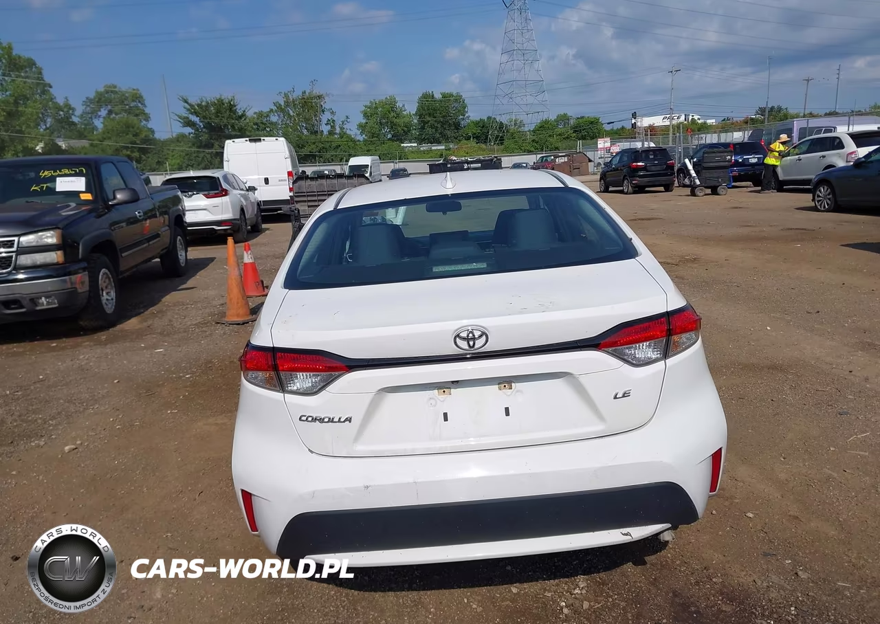 2022 Toyota Corolla Le VIN:5YFEPMAEXNP375796 - 17