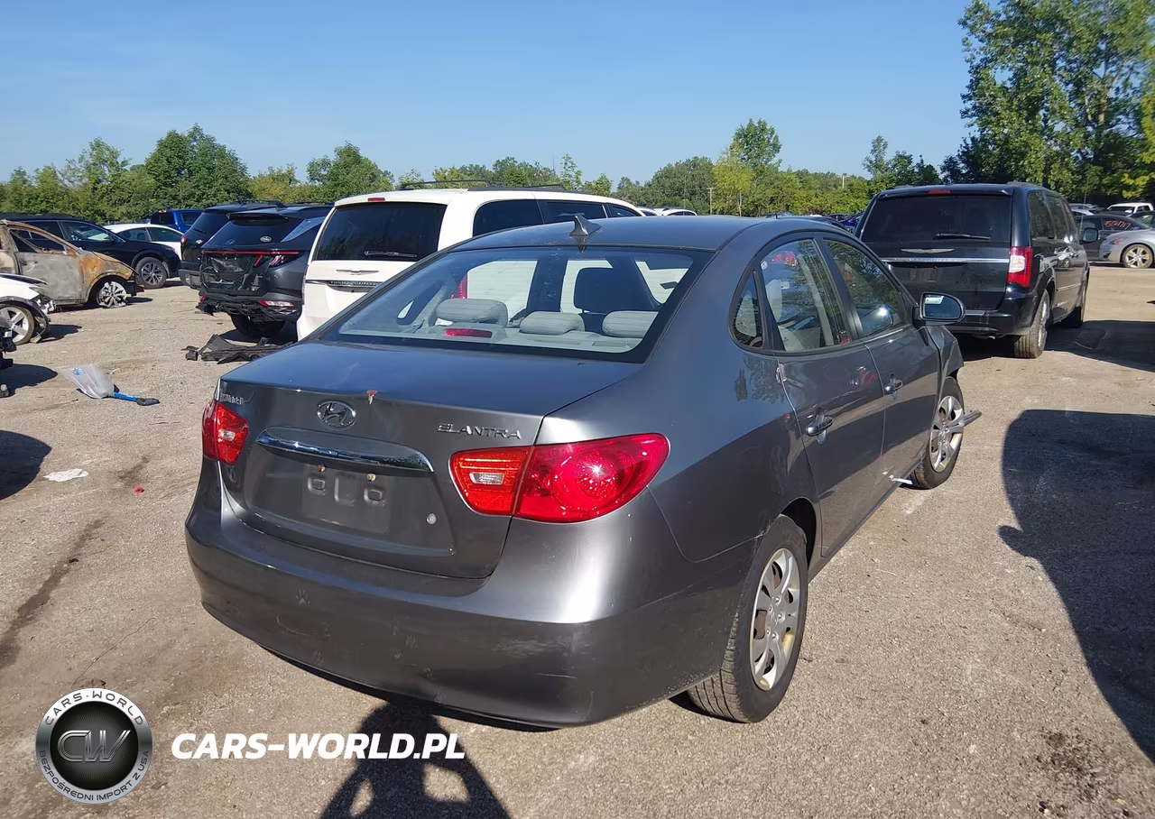 2010 Hyundai Elantra Gls VIN:KMHDU4AD1AU179525 - 4