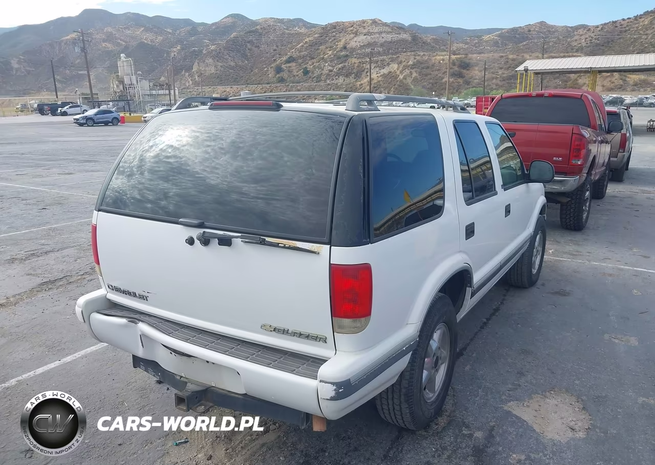 1995 Chevrolet Blazer VIN:1GNDT13W0S2119986 - 4