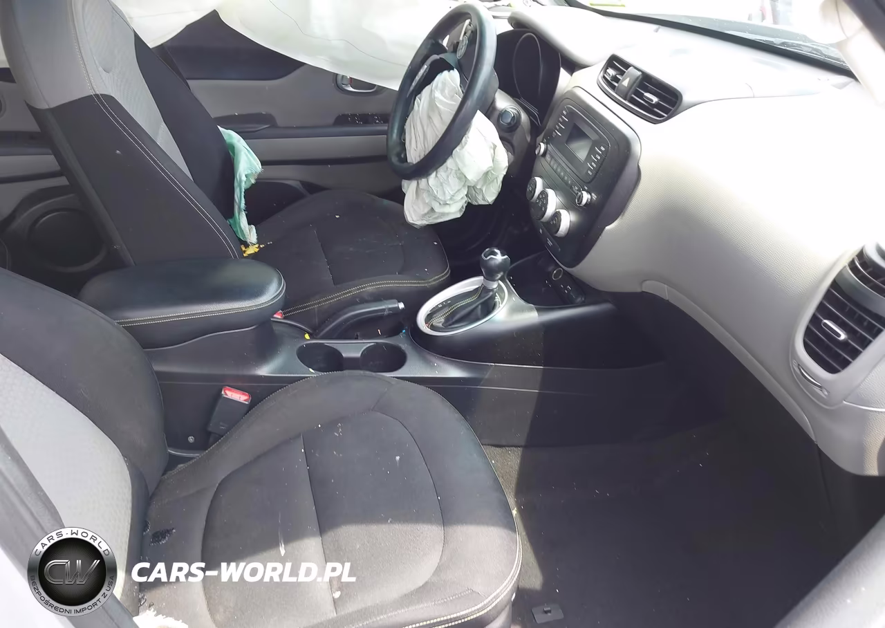 2015 Kia Soul + VIN:KNDJP3A53F7791605 - 5
