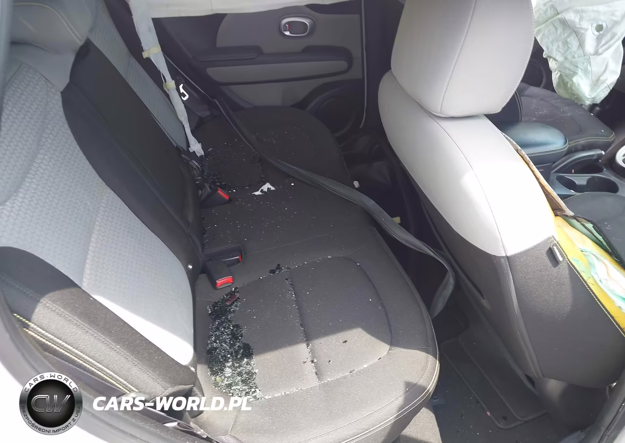 2015 Kia Soul + VIN:KNDJP3A53F7791605 - 8