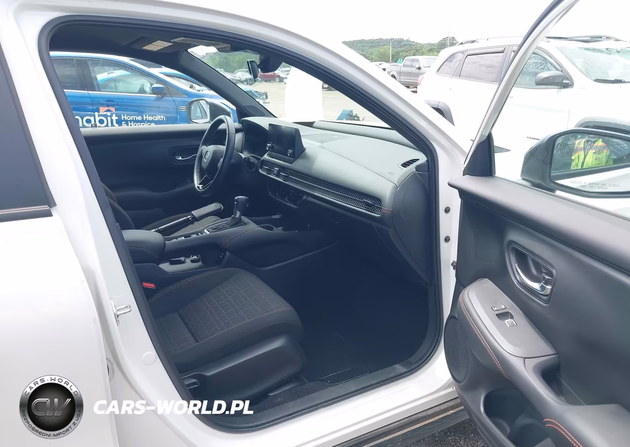 2025 Honda Hr-V 2Wd Sport VIN:3CZRZ1H53SM706148 - 5