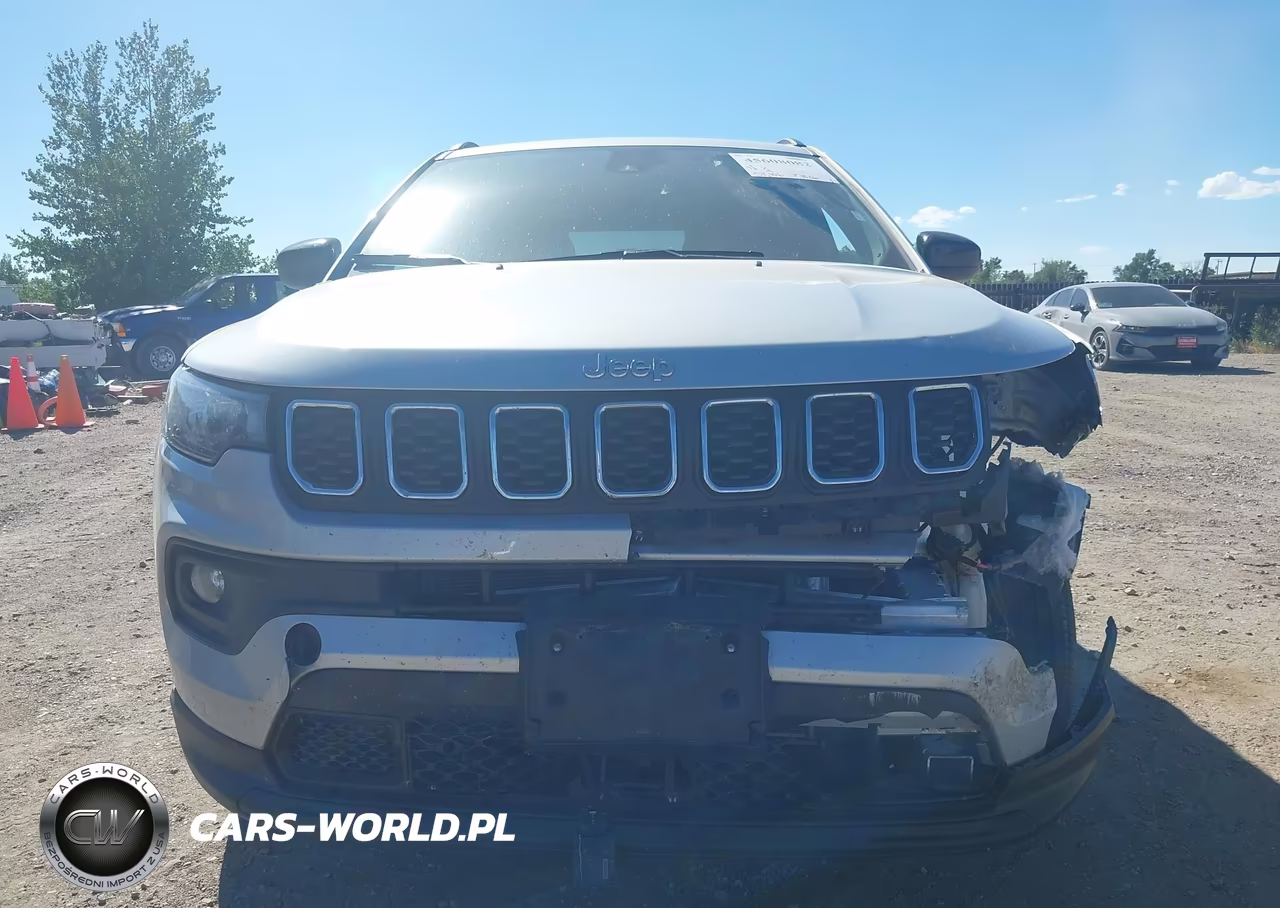 2024 Jeep Compass Latitude 4X4 VIN:3C4NJDBN2RT110342 - 13